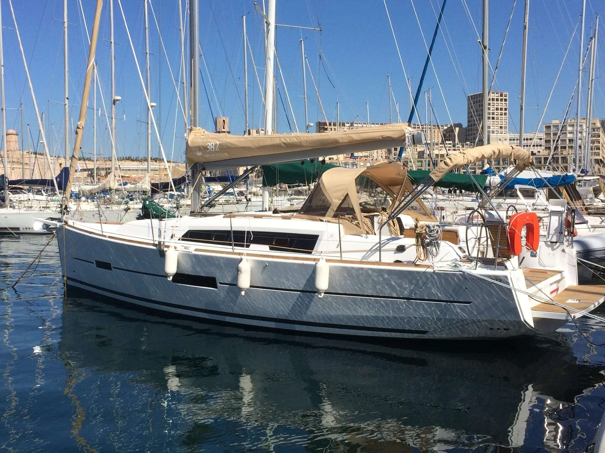 Dufour 382 GRAND LARGE gebraucht - Foto 1