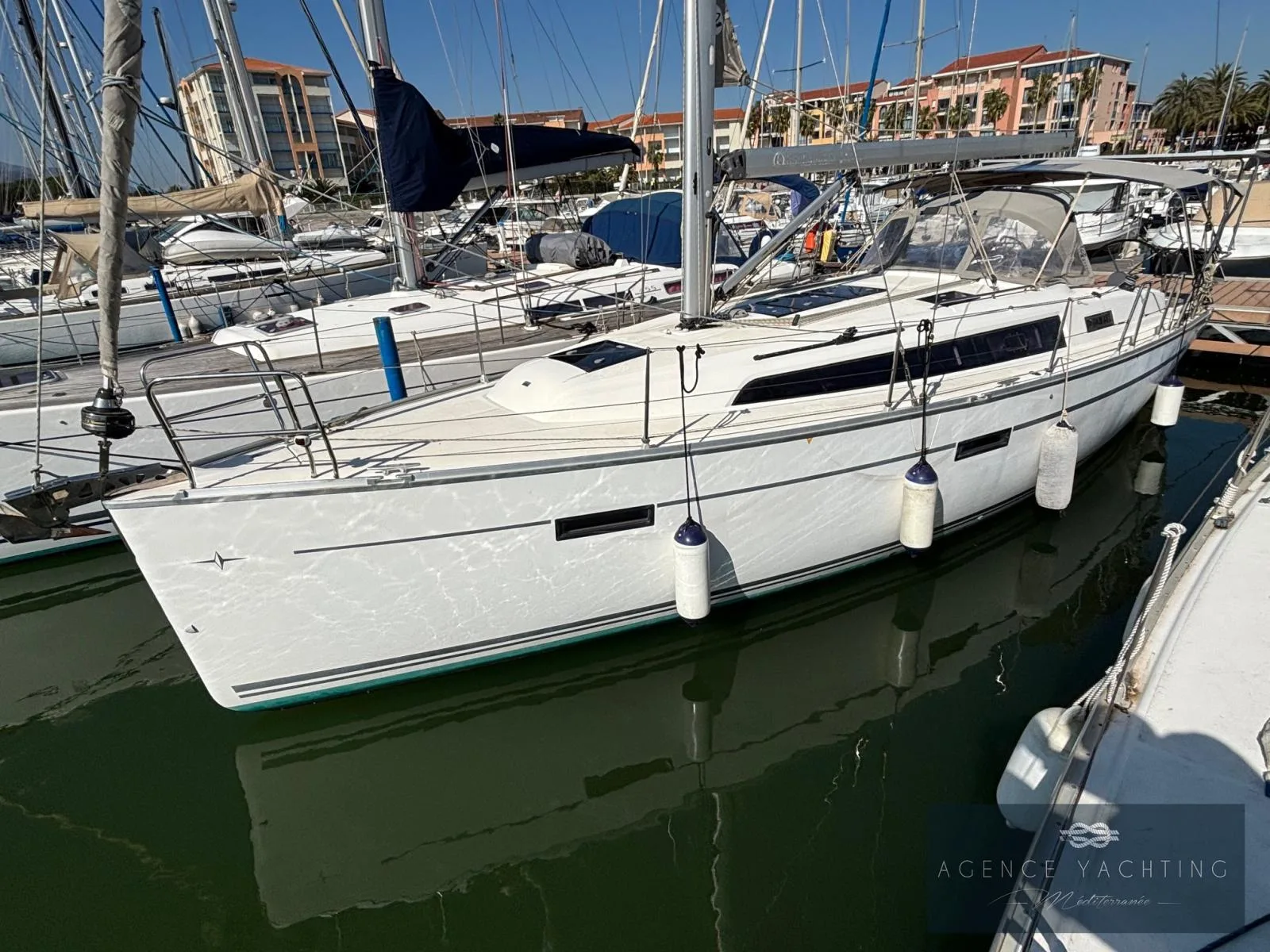 Bavaria Yachts 37 used - photo 1