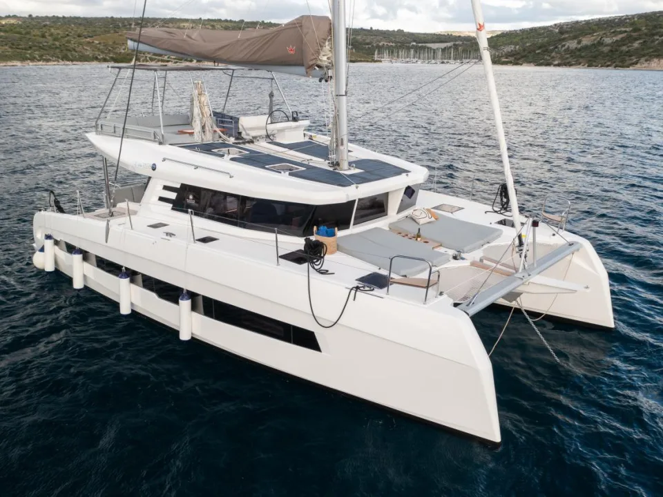 Cervetti 44 Sail used - photo 1