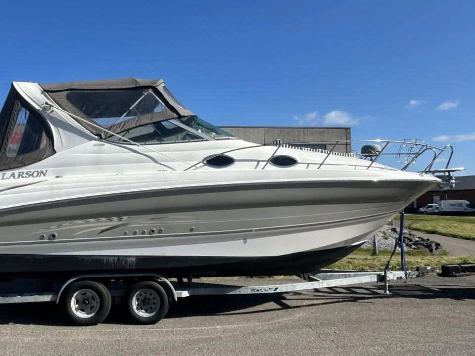 Larson 290 Cruiser d'occasion - photo 1 Larson 290 Cruiser d'occasion - photo 1