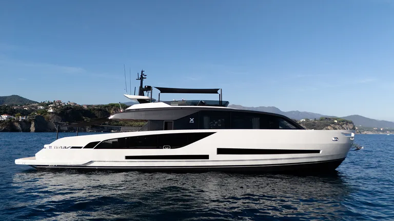 Extra Yachts X90 Fast