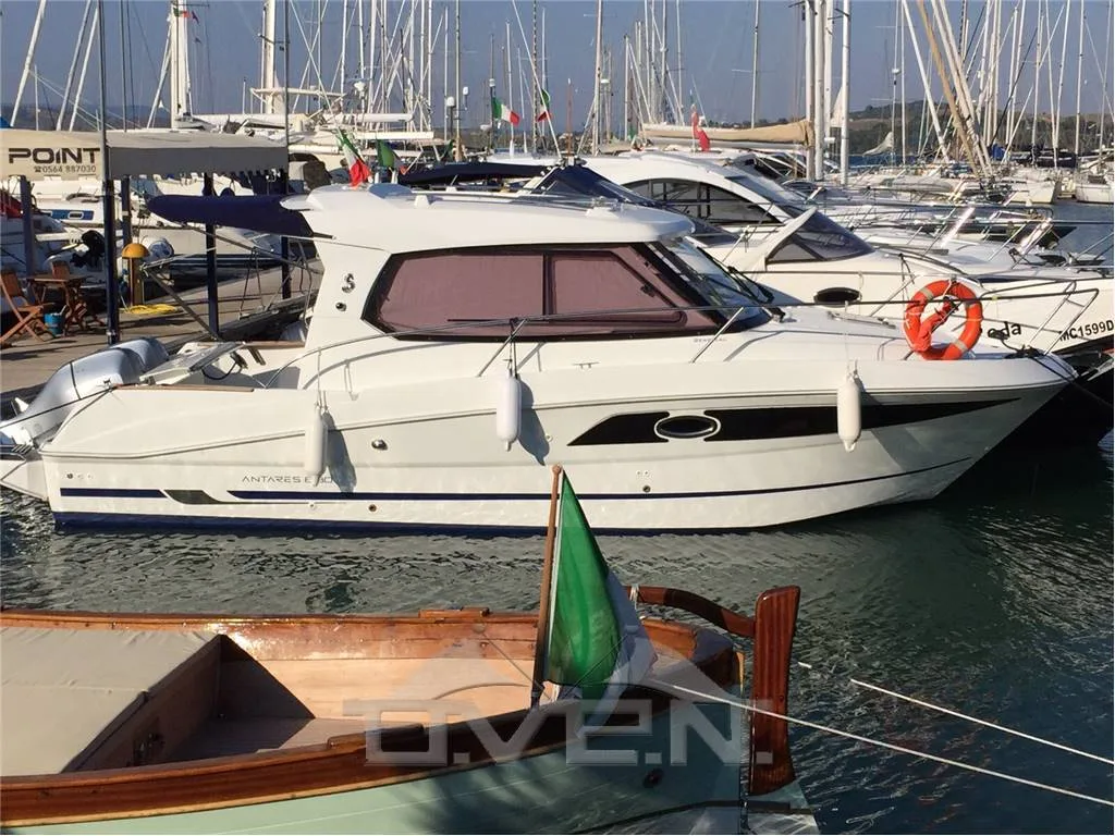 Beneteau 880 Antares 880 used - photo 1