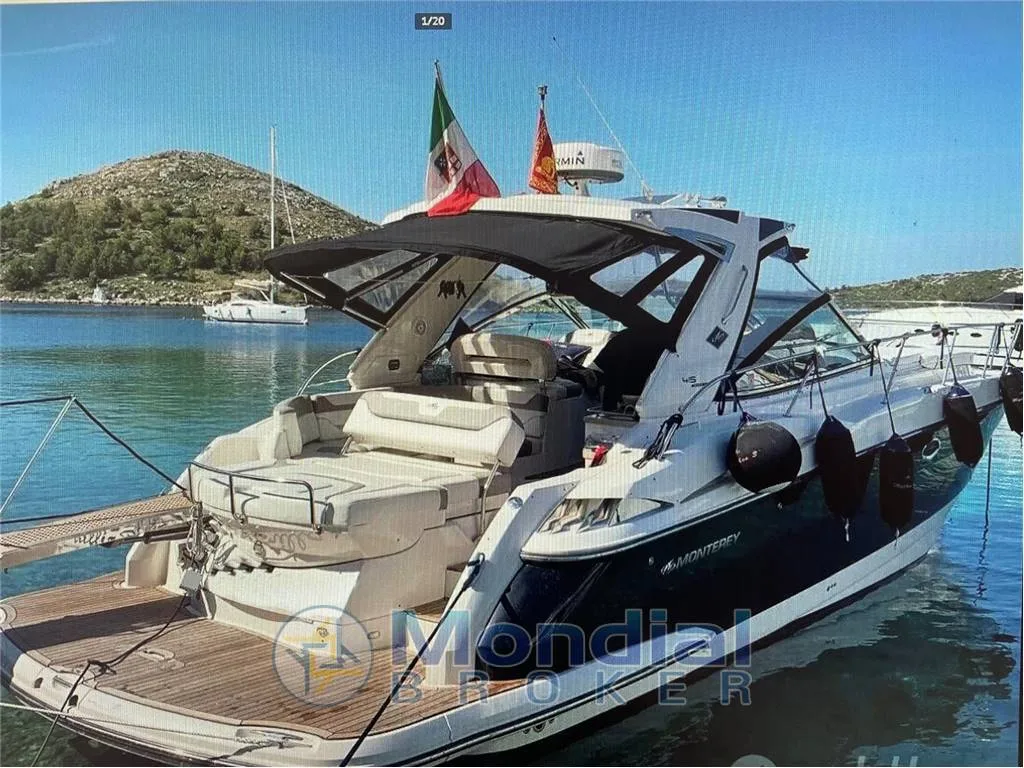 Monterey 41.5 Sport Yacht used - photo 1