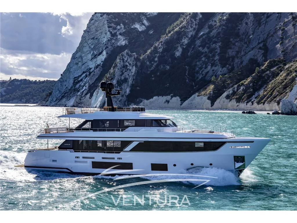 CUSTOM LINE NAVETTA 30m used - photo 1