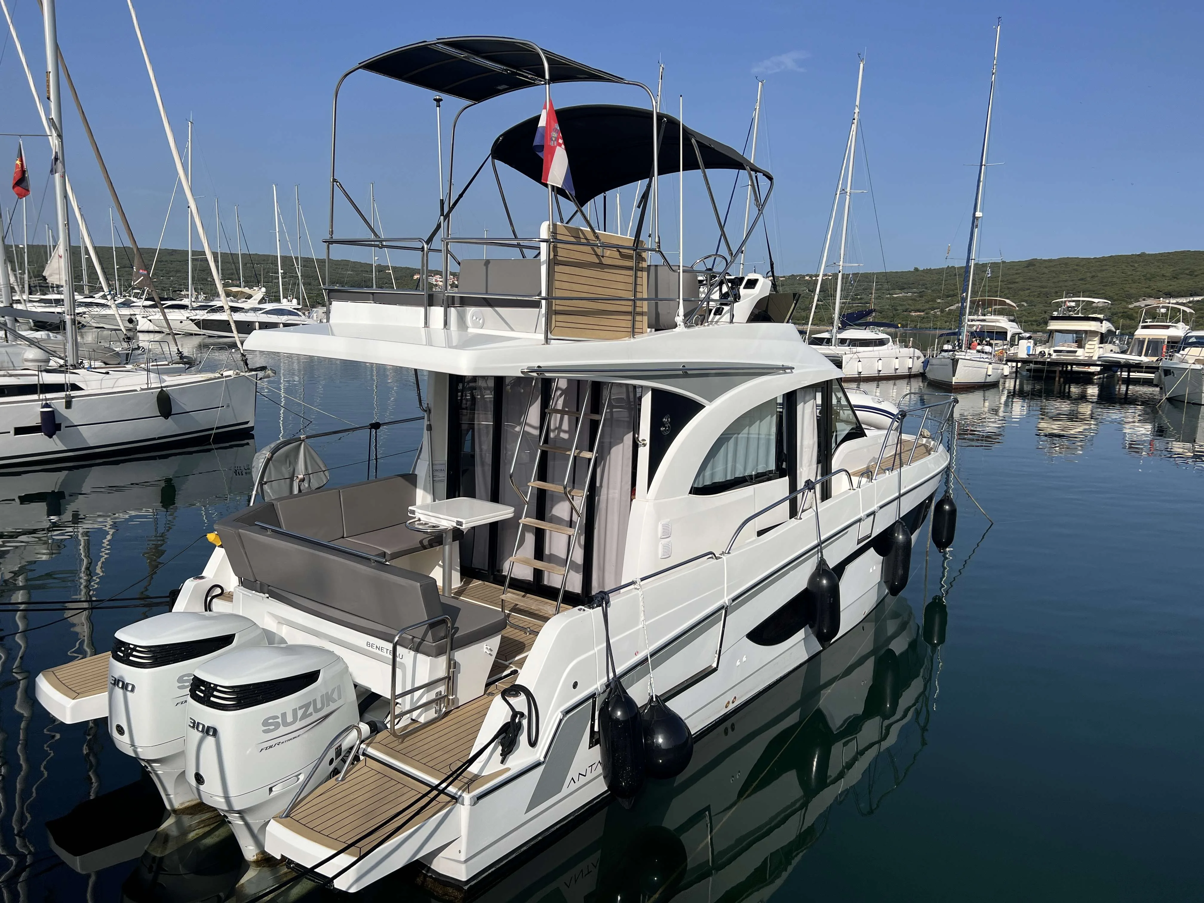 Beneteau ANTARES 11 FLY usato - foto 1