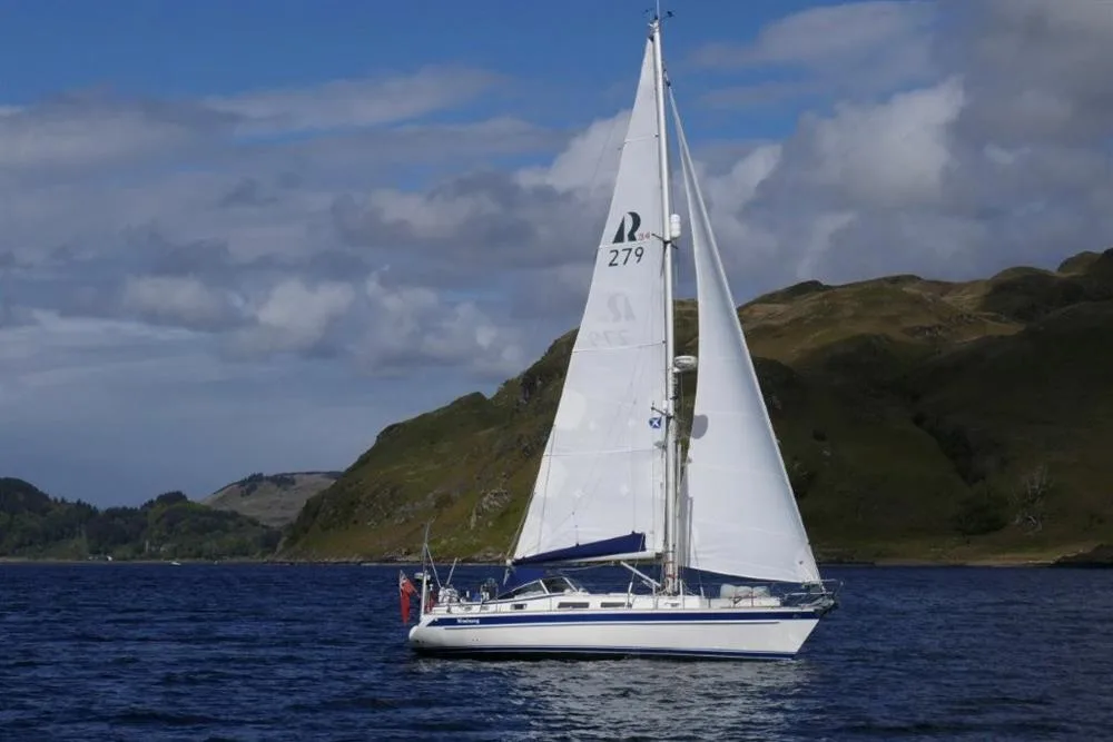 Hallberg-Rassy 34 used - photo 1