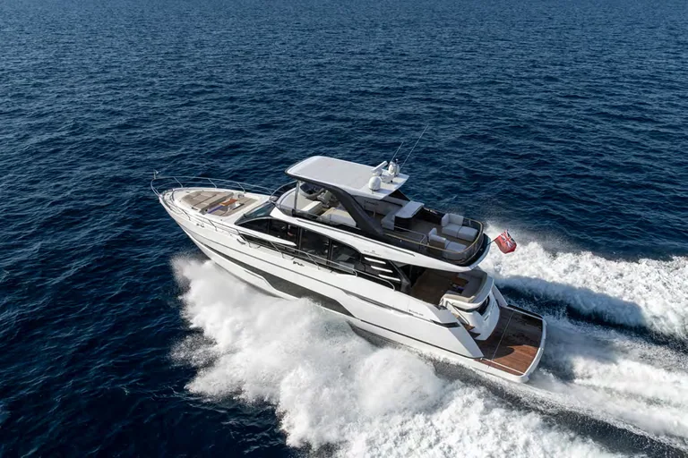 Fairline Squadron 68