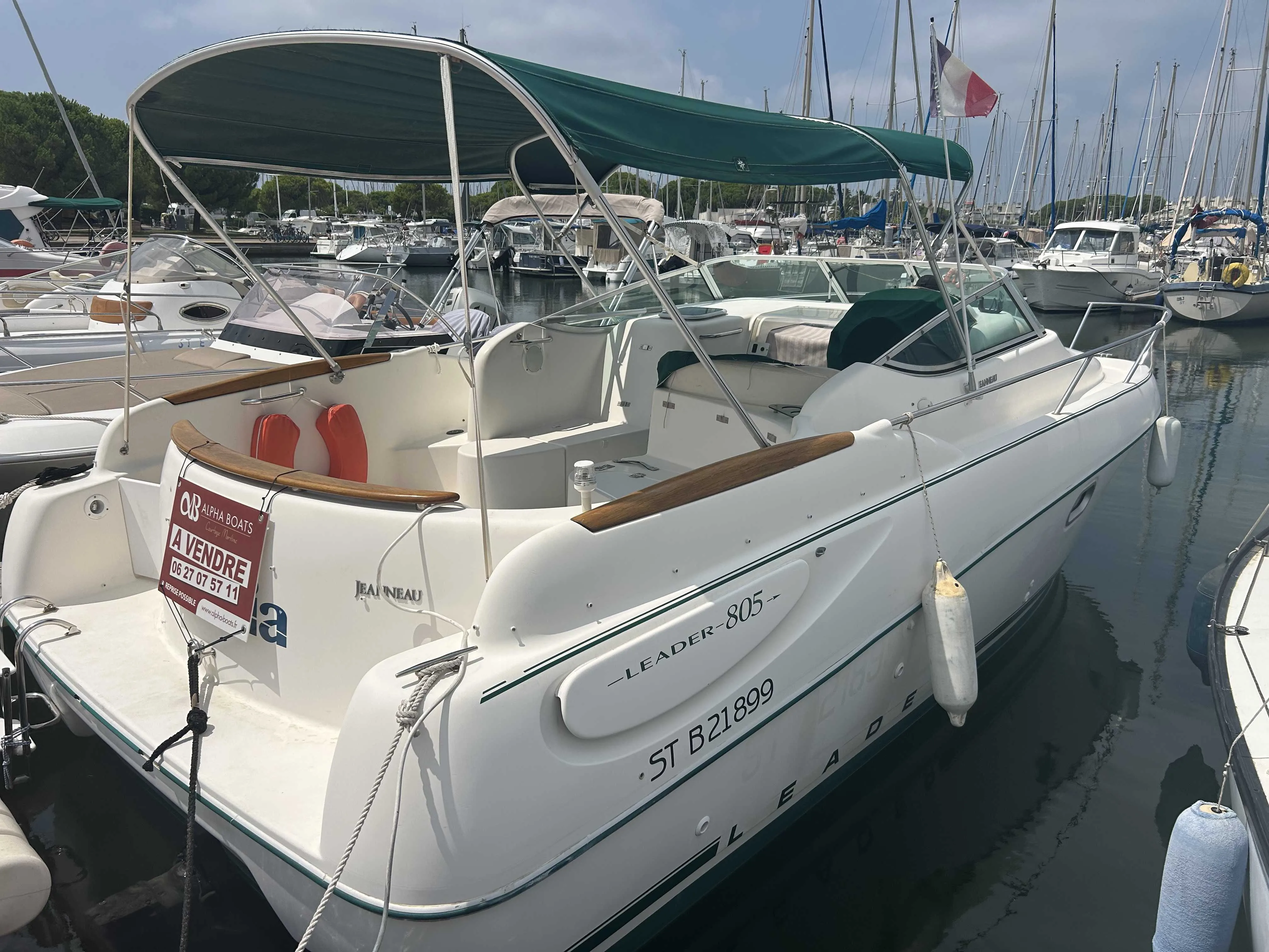 Jeanneau LEADER 805 d'occasion - photo 1