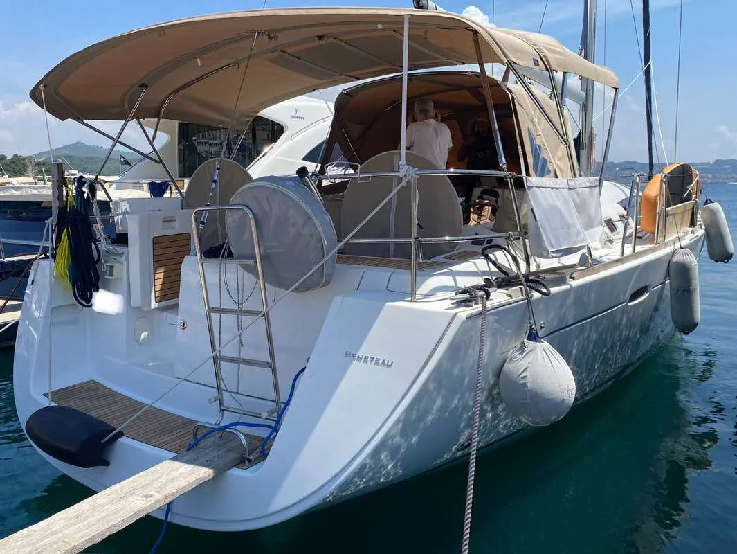 Beneteau OCEANIS 46 used - photo 1