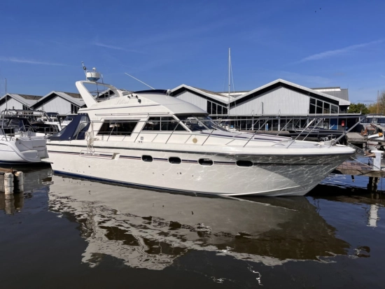 Fairline 40 r used - photo 1