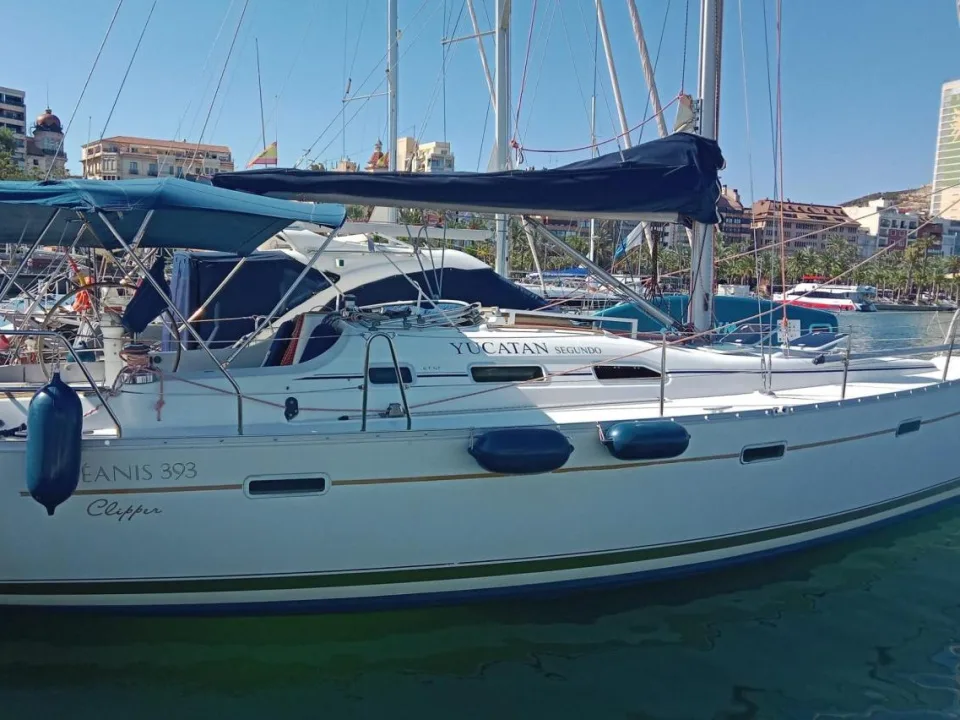 Beneteau Oceanis Clipper 393 usato - foto 1
