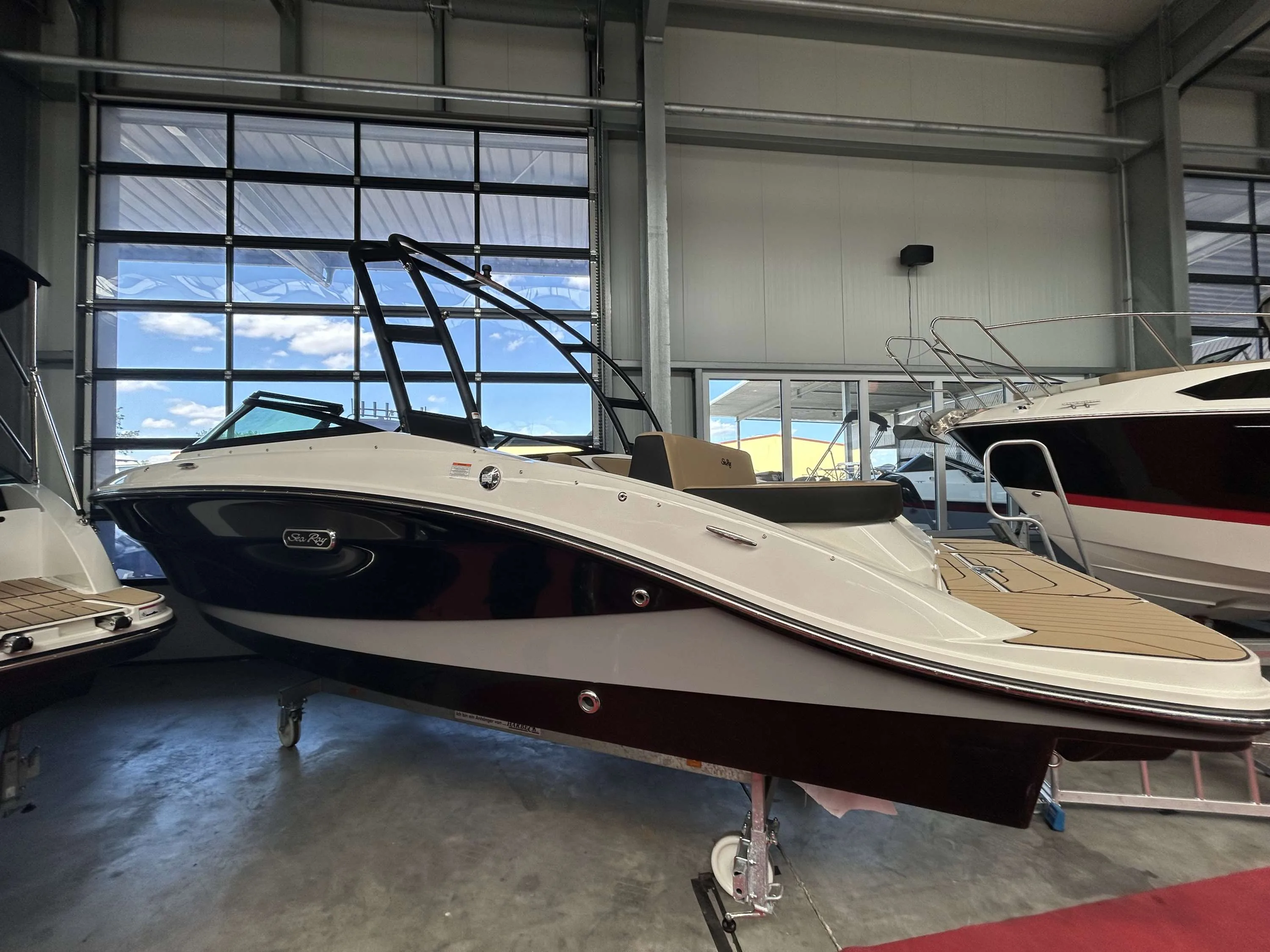 Sea Ray 210 SPX gebraucht - Foto 1