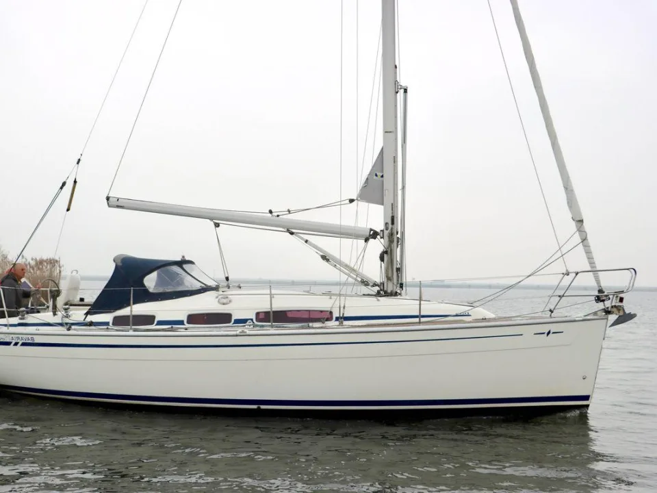 Bavaria Yachts 31 used - photo 1