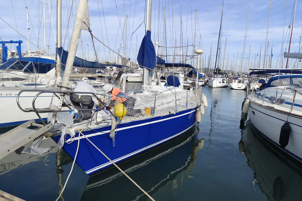 Hunter Marine Legends 34 used - photo 1