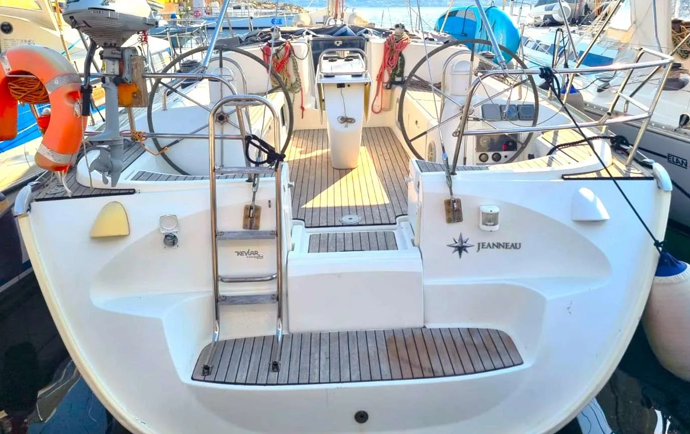 Jeanneau SUN ODYSSEY 43 used - photo 1