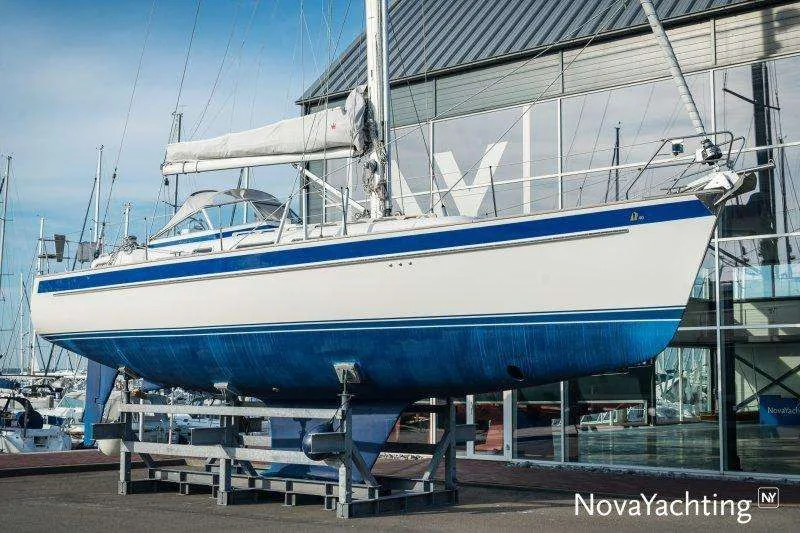 Hallberg-Rassy 40 used - photo 1