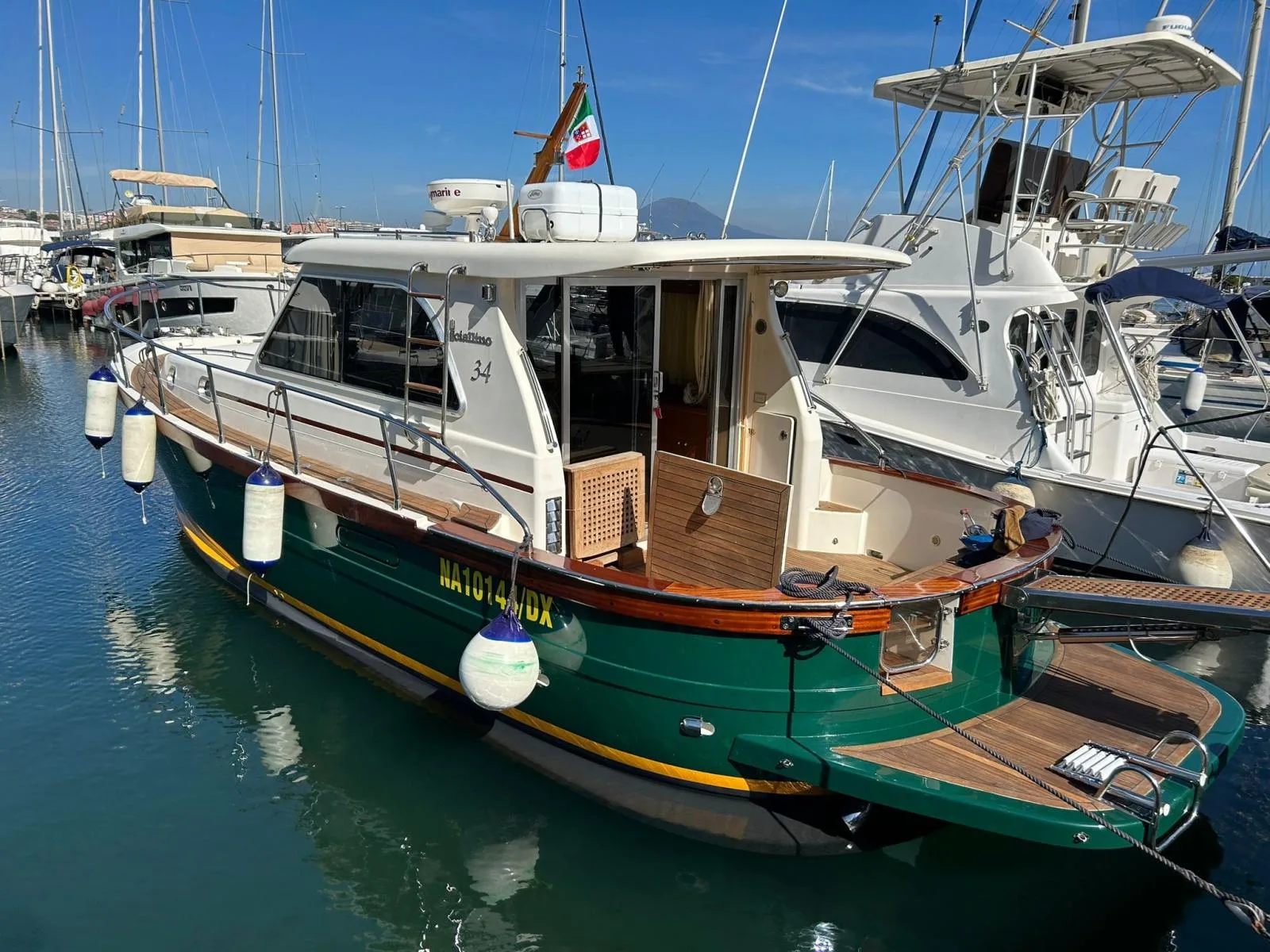 Sciallino 34' sport cruiser used - photo 1