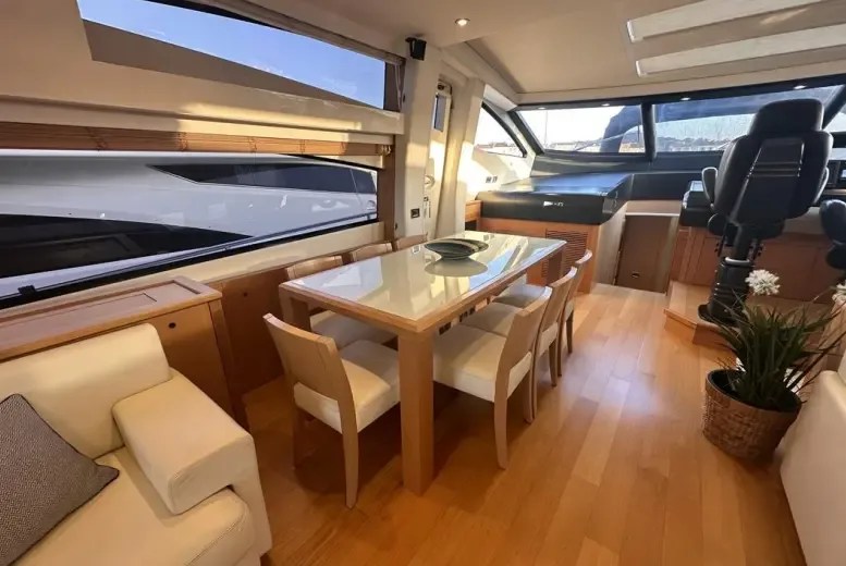 Sunseeker PREDATOR 84 used - hero image 7