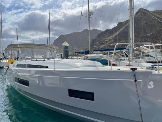 Beneteau Oceanis 40.1 used - photo 1