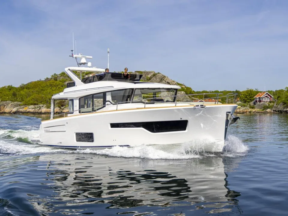 Nimbus 495 Flybridge used - photo 1
