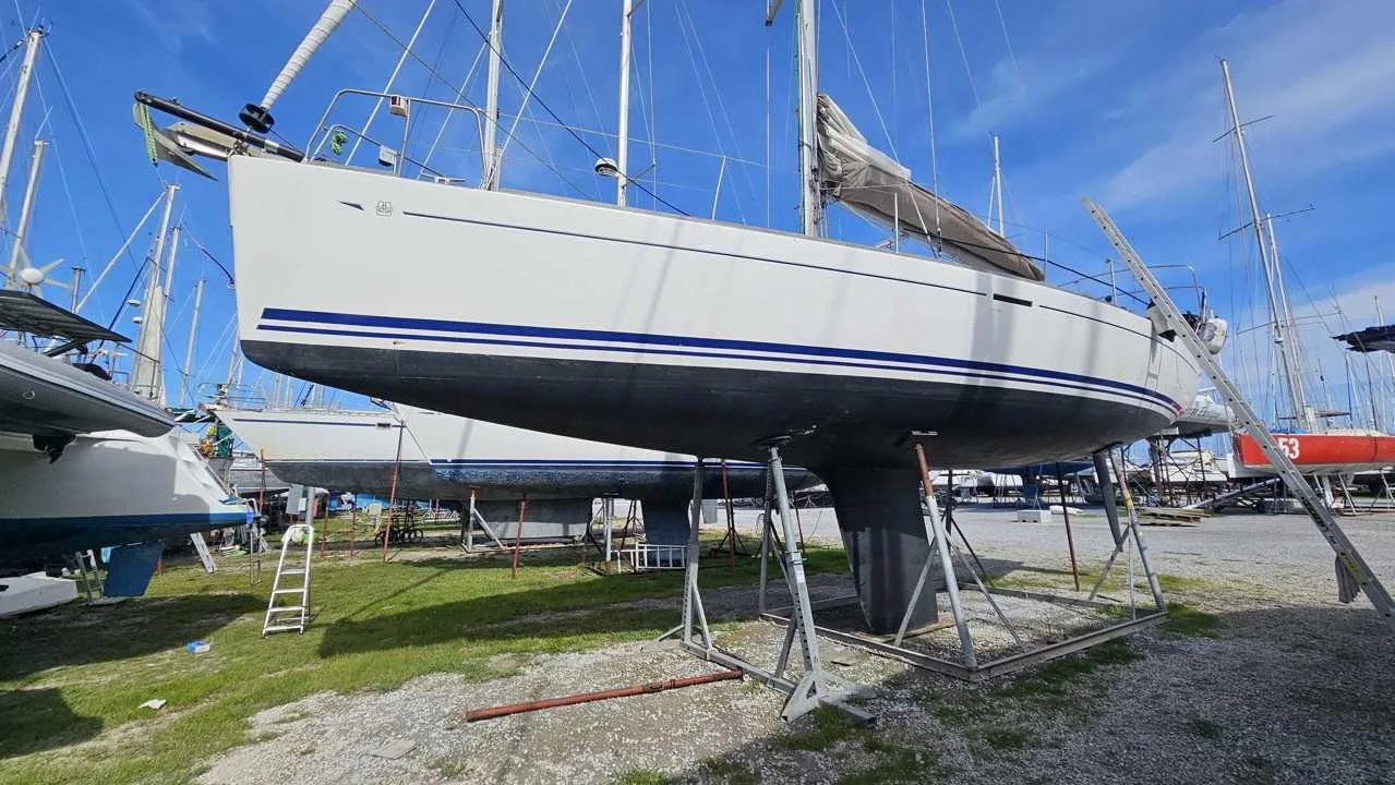 Dufour 44 performance used - photo 1