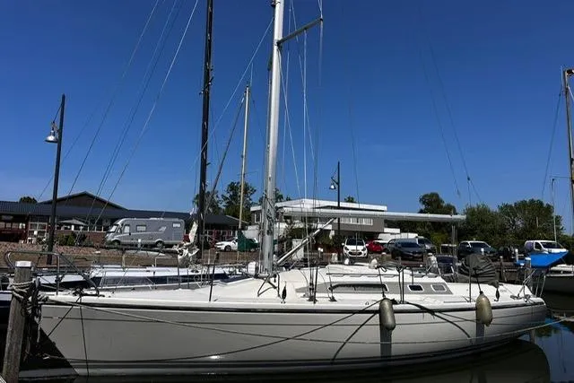Dehler 36 CWS used - photo 1
