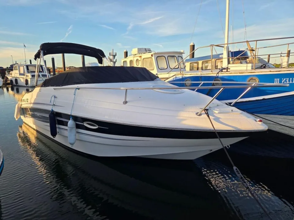 Larson 220 Cabrio Cuddy usato - foto 1