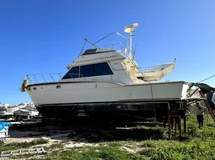 Hatteras 46 Fly used - photo 1