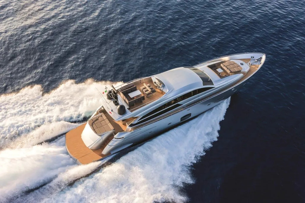 Pershing 92 used - photo 1