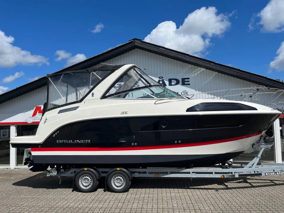 Bayliner Ciera 8 med 250 hk MerCruiser 4,5L V6 MP gebraucht - Foto 1