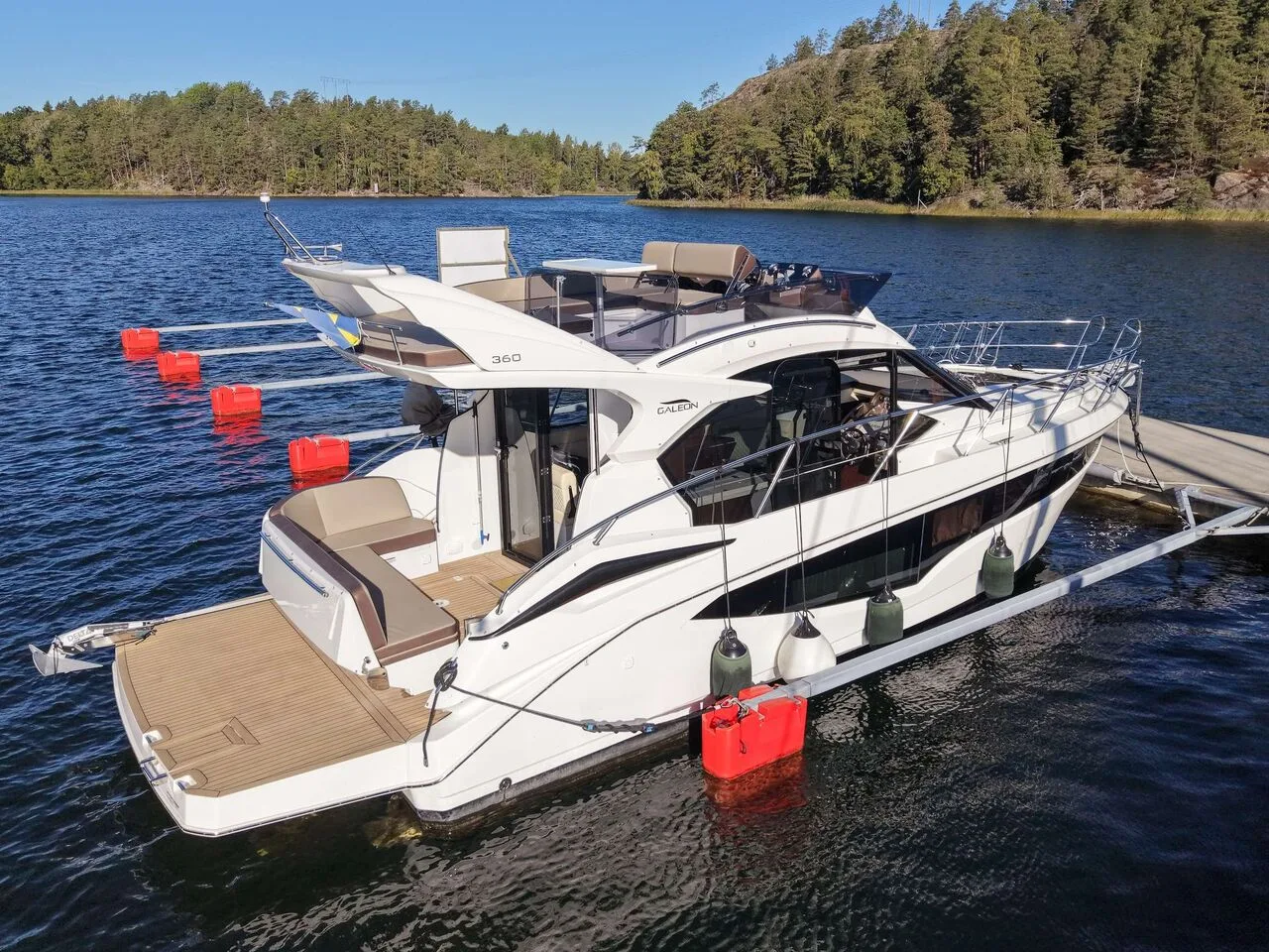 Galeon 360 Fly used - photo 1