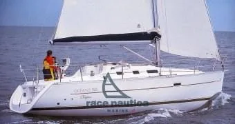 Beneteau Oceanis 323 d'occasion - photo 1