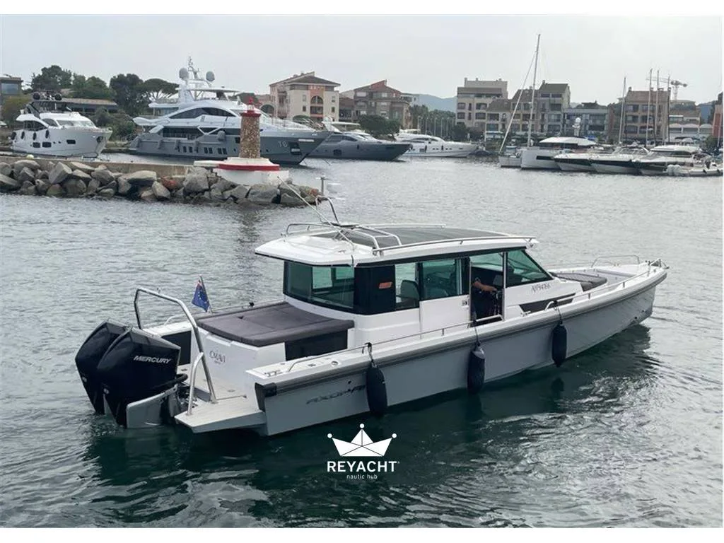 Axopar 37 sports cabin used - photo 1
