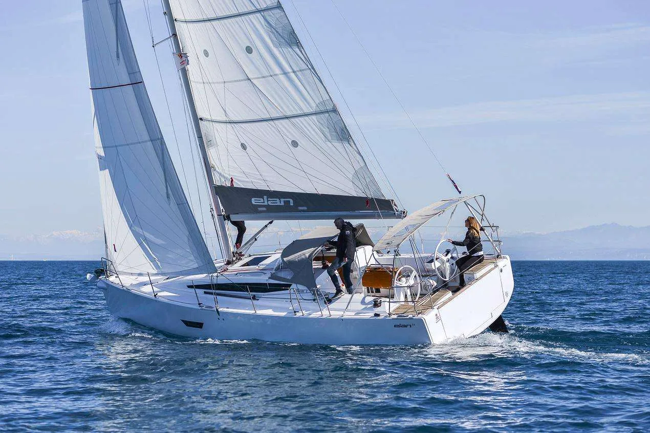 Elan E4 used - photo 1