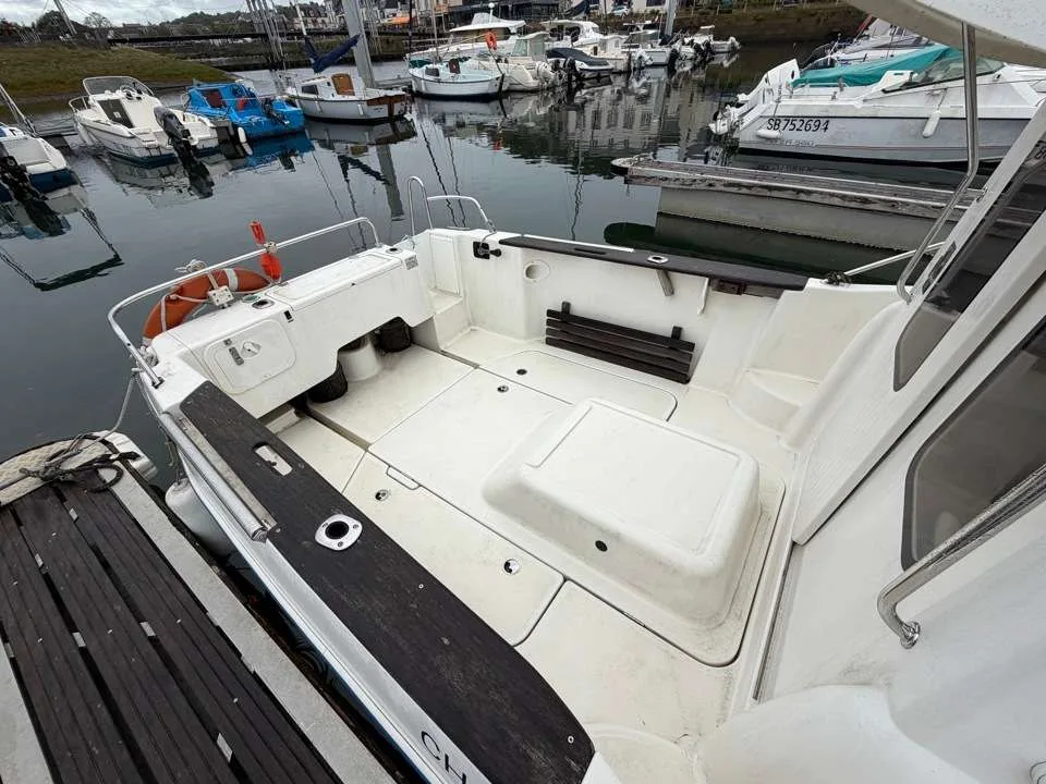 Arvor 215 used - photo 1
