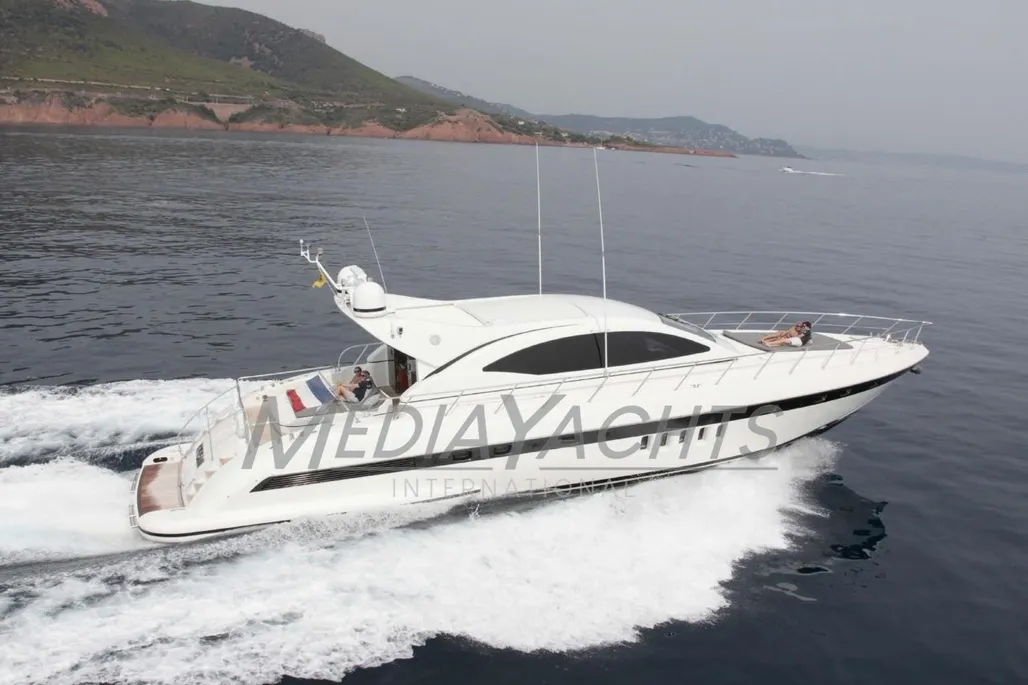 Mangusta 72 usato - foto 1