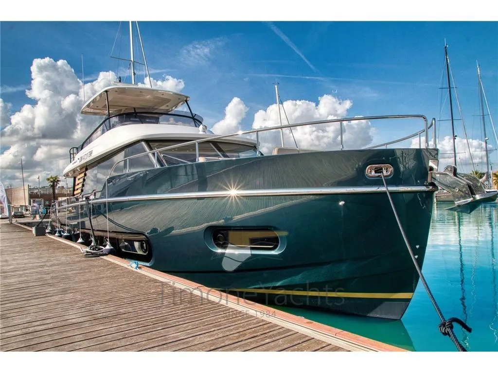 Azimut Magellano 60 used - photo 1