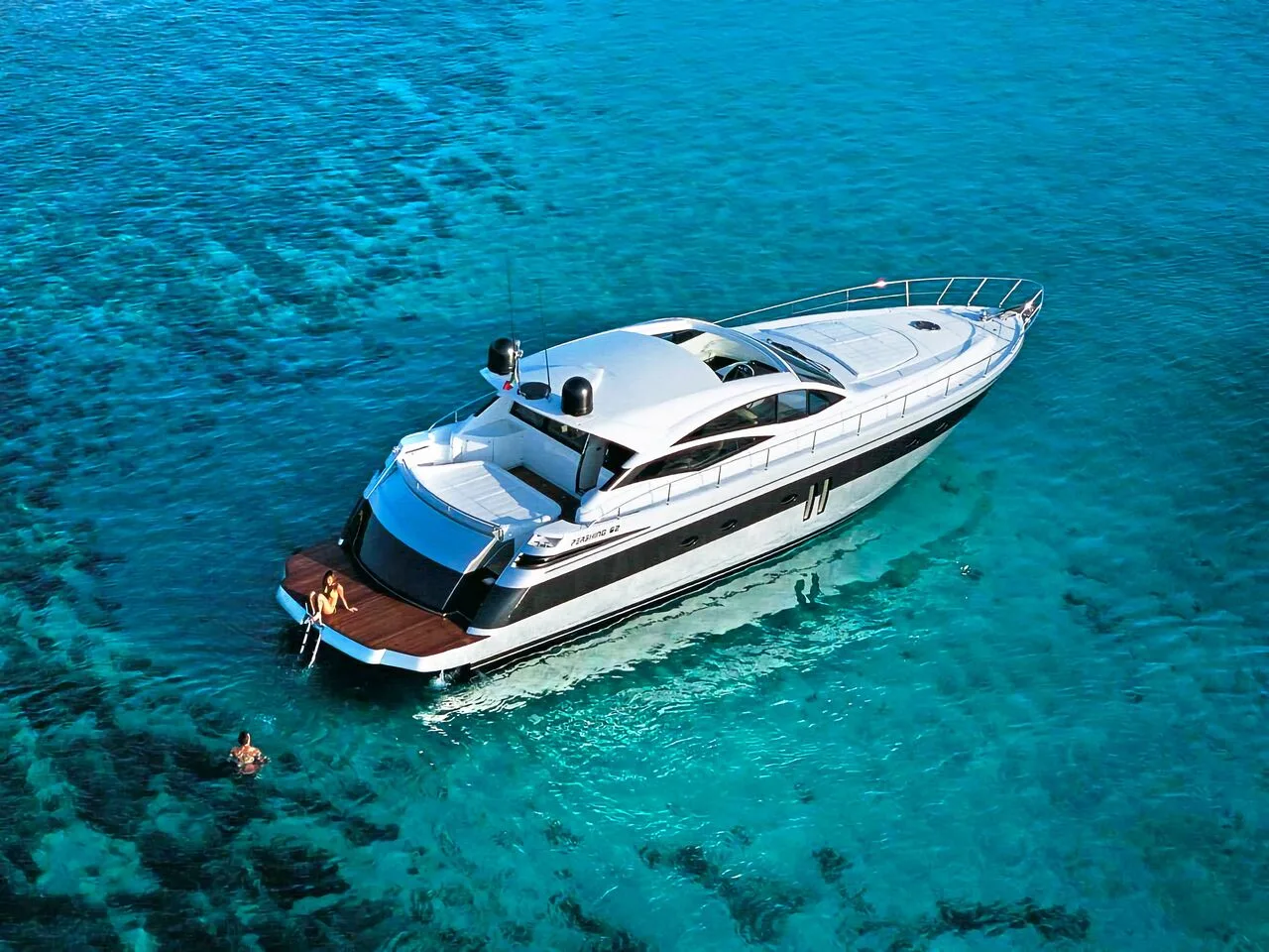 Pershing 62 used - photo 1
