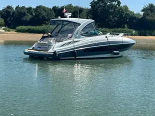 Cruisers Yachts 350 Express usato - foto 1