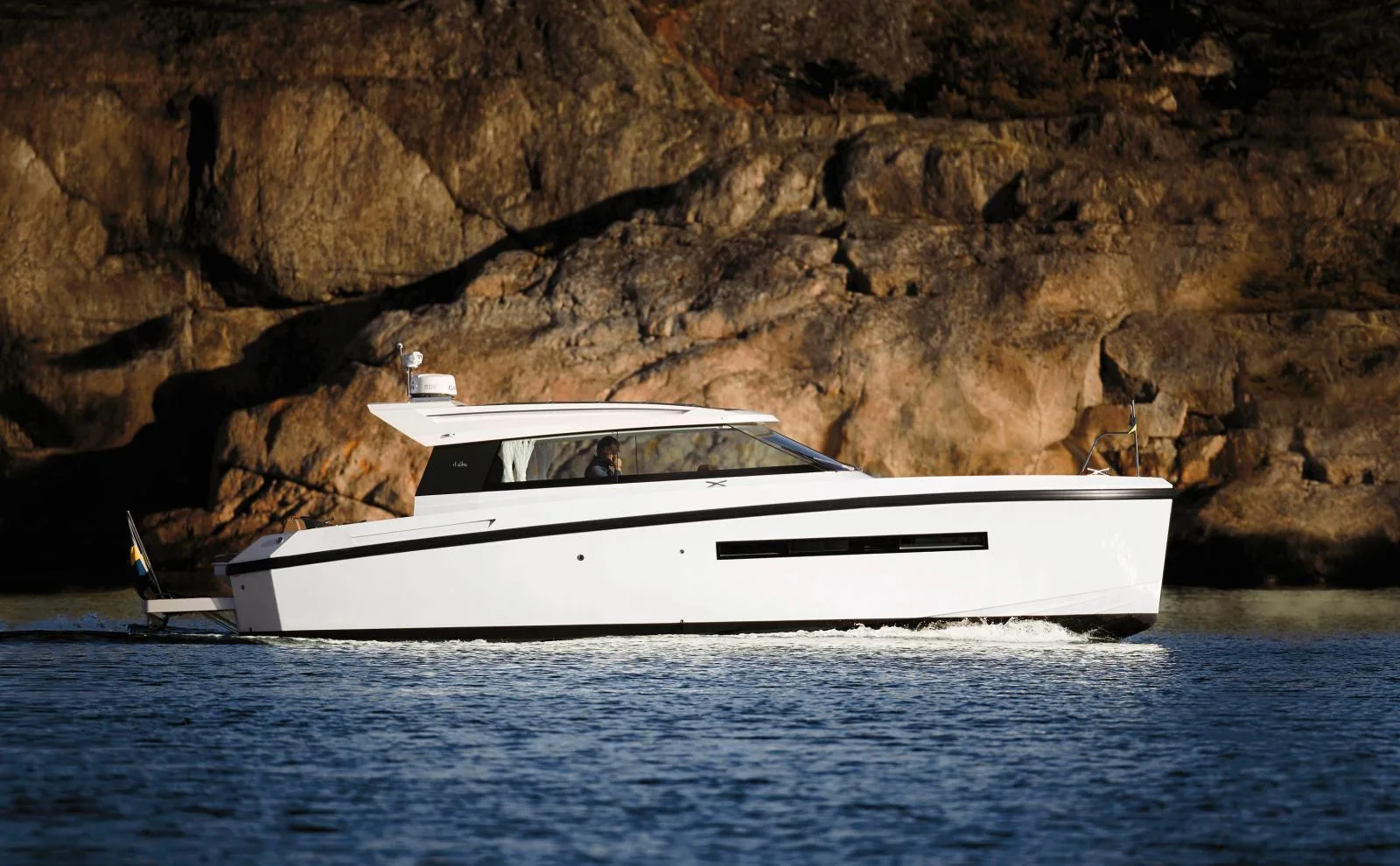 Delta Powerboats 33 coupé gebraucht - Foto 1