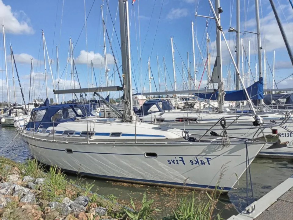 Bavaria Yachts 37 Exclusive used - photo 1