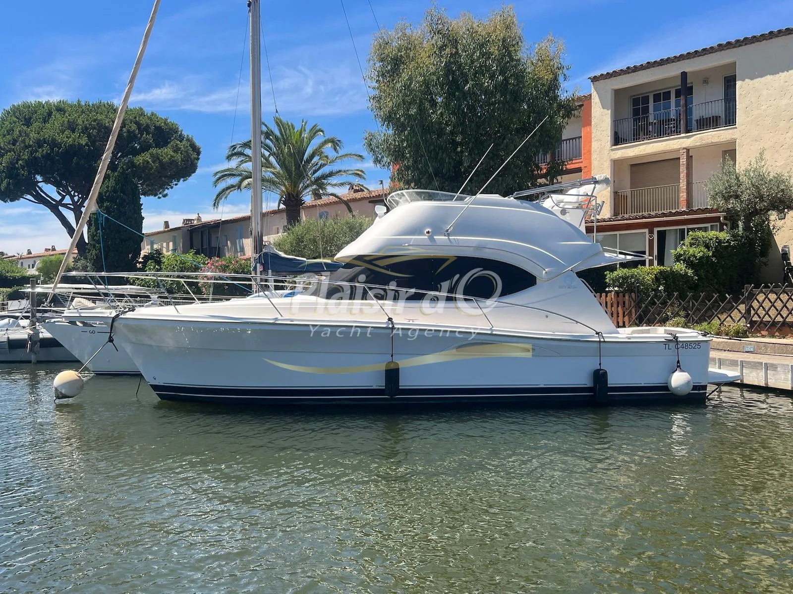 Riviera 33 fly used - photo 1