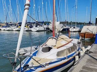 Galion 22 - Sailing Cruiser, 100% Ready To Sail, NO Work required used - photo 1