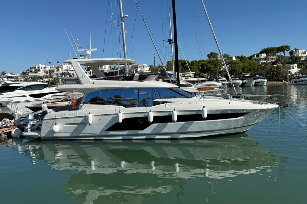 Prestige 590 used - photo 1