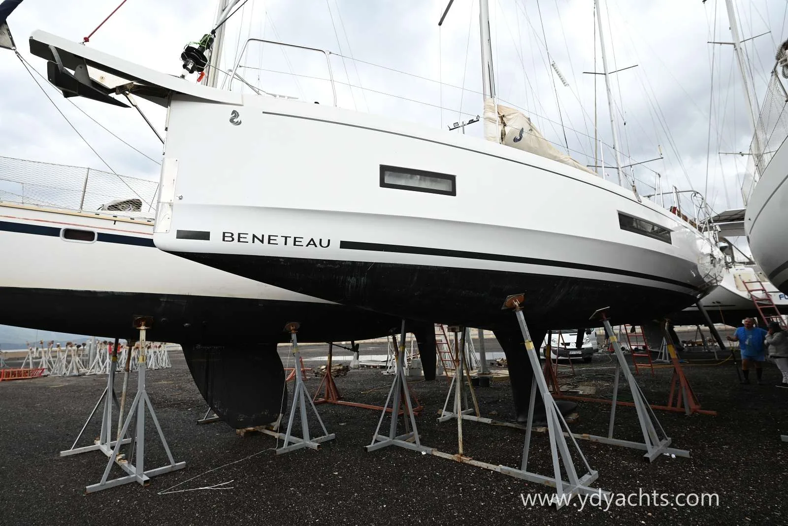 Beneteau OCEANIS 40.1 used - photo 1