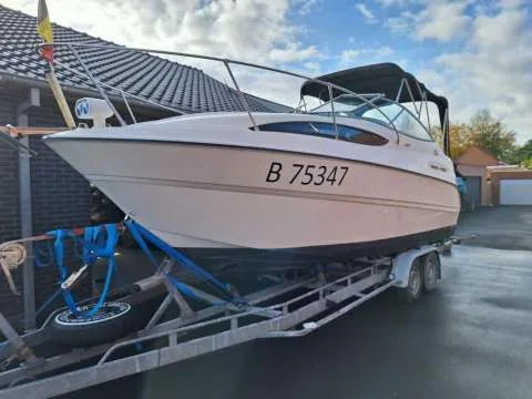 Bayliner 245 cruiser usato - foto 1