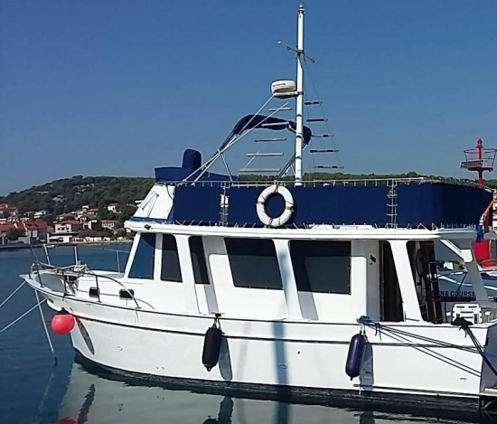 Marine Trader Europa 33 Trawler used - photo 1