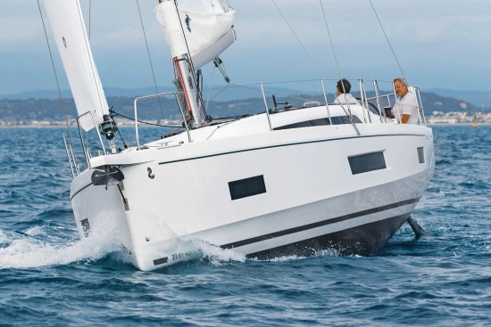 Beneteau Oceanis 40.1 used - photo 1
