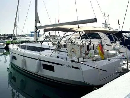 Bavaria Yachts C42 usato - foto 1