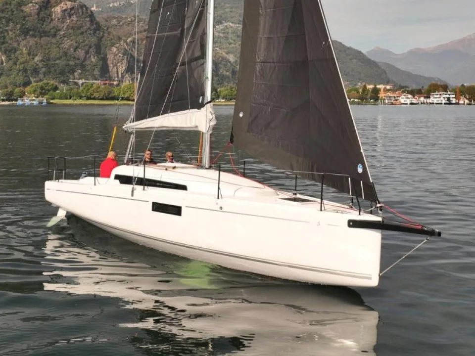 Beneteau FIRST 30 neuf - photo 1